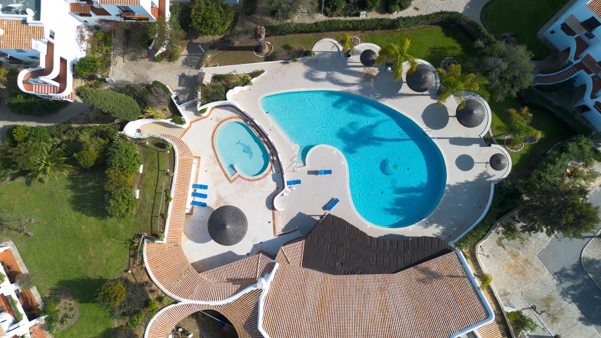 Coastal Retreat With Pool And Beach Access By Drago Rentals Албуфейра Экстерьер фото